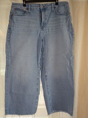 Madewell Light Blue Denim Jeans Label Detail